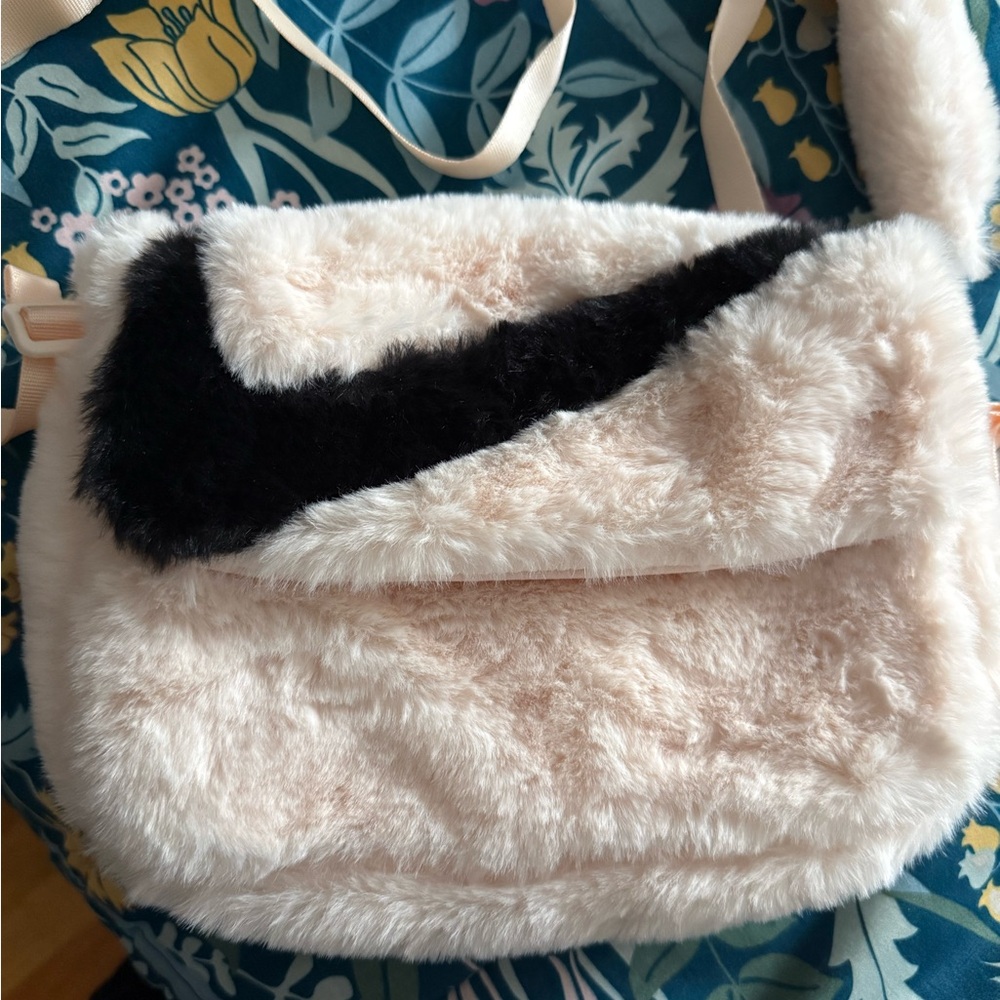 Nike Women's Plush Cream and Black Crossbody Bag